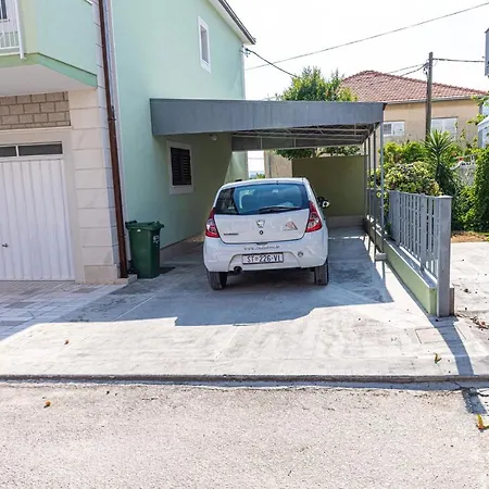 In 7406 Trogir